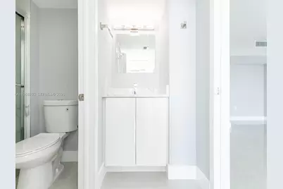 20505 E Country Club Dr #634, Aventura, FL 33180 - Photo 33