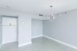 20505 E Country Club Dr, Aventura, FL 33180 - Photo 9