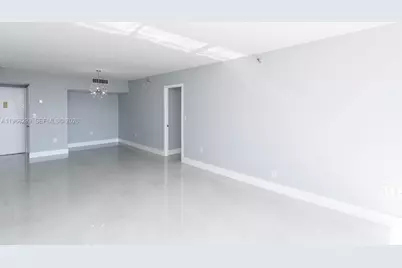 20505 E Country Club Dr #634, Aventura, FL 33180 - Photo 13