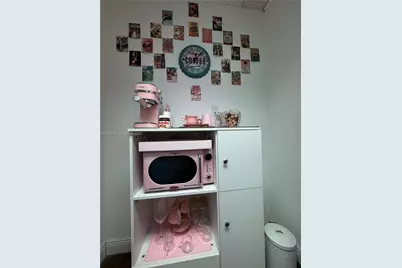 3939 NW 7 St, Miami, FL 33126 - Photo 13