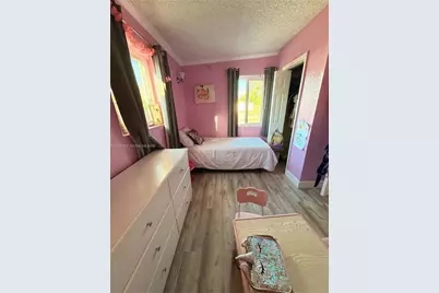 36 Miami Gardens Rd, West Park, FL 33023 - Photo 5