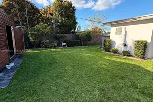 36 Miami Gardens Rd, West Park, FL 33023 - Photo 25