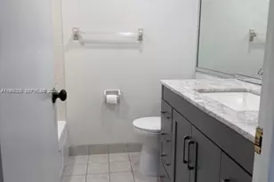 9370 SW 8th St, Boca Raton, FL 33428 - Photo 9