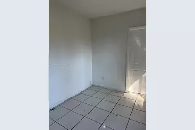 730 NE 122nd St #4, North Miami, FL 33161 - Photo 9