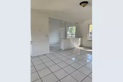 730 NE 122nd St #4, North Miami, FL 33161 - Photo 7