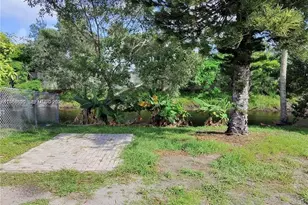 4231 NW 27th St, Lauderhill, FL 33313 - Photo 21