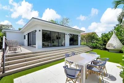 9048 Dickens Ave, Surfside, FL 33154 - Photo 1