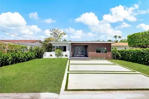 9048 Dickens Ave, Surfside, FL 33154 - Photo 19