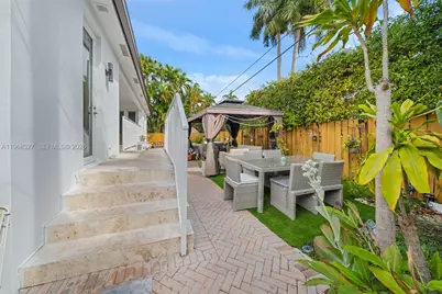 7431 Center Bay Dr, North Bay Village, FL 33141 - Photo 33