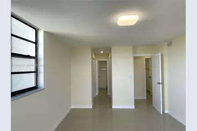 16851 NE 23rd Ave #B-521, North Miami Beach, FL 33160 - Photo 11