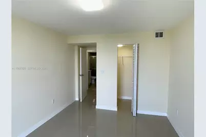 16851 NE 23rd Ave #B-521, North Miami Beach, FL 33160 - Photo 9