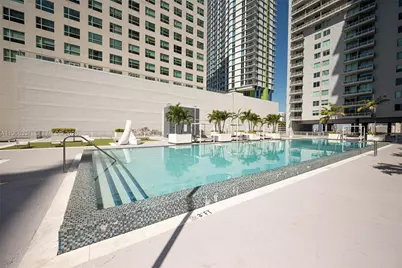 690 SW 1st Ct #1504, Miami, FL 33130 - Photo 17