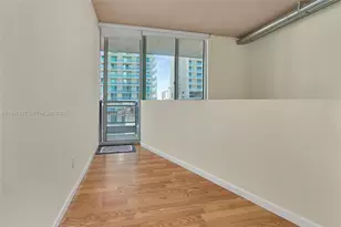 690 SW 1st Ct, Miami, FL 33130 - Photo 11