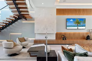 22 Isla Bahia Dr, Fort Lauderdale, FL 33316 - Photo 15