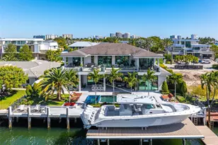 22 Isla Bahia Dr, Fort Lauderdale, FL 33316 - Photo 7