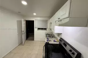 817 5th St, West Palm Beach, FL 33401 - Photo 5