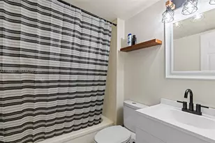112 Royal Pk Dr, Oakland Park, FL 33309 - Photo 17
