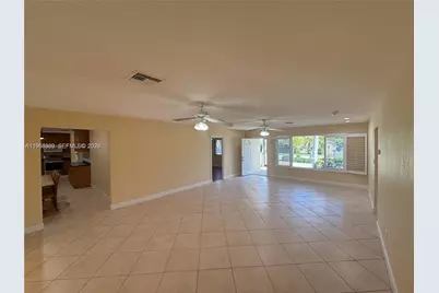 2271 SW 30th Ter, Fort Lauderdale, FL 33312 - Photo 5