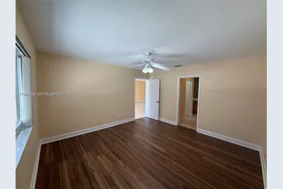 2271 SW 30th Ter, Fort Lauderdale, FL 33312 - Photo 9