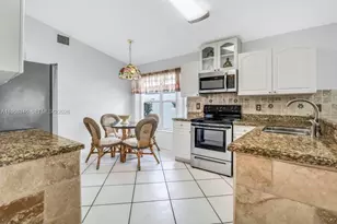 1391 SW 181st Ave, Pembroke Pines, FL 33029 - Photo 13