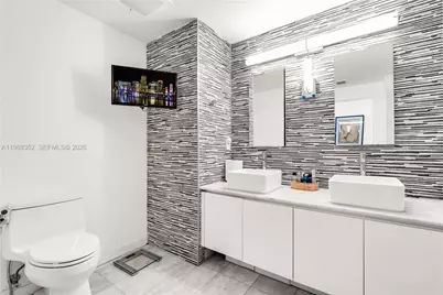 601 NE 36th St #1412, Miami, FL 33137 - Photo 15