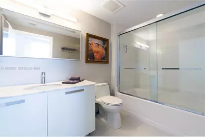 601 NE 36th St #1412, Miami, FL 33137 - Photo 19