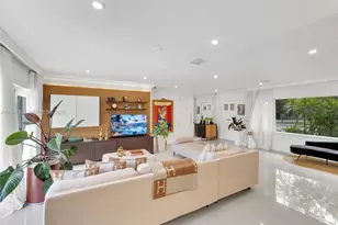 726 NE 17th Way, Fort Lauderdale, FL 33304 - Photo 5