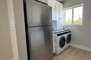 1101 NE 80th St, Miami, FL 33138 - Photo 13