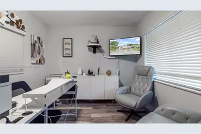 5940 NW 19th Ct, Lauderhill, FL 33313 - Photo 9