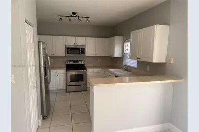 2402 NE 41st Pl, Homestead, FL 33033 - Photo 7