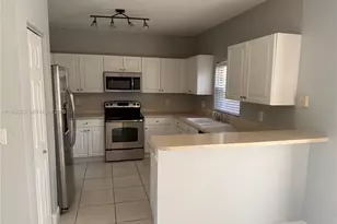 2402 NE 41st Pl, Homestead, FL 33033 - Photo 7