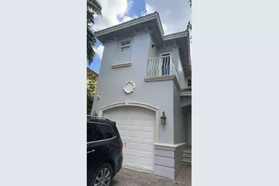 3860 NE 168th St #3, North Miami Beach, FL 33160 - Photo 1