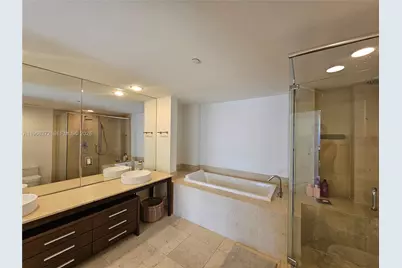 495 Brickell Ave #905, Miami, FL 33131 - Photo 5