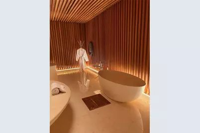 8701 Collins Ave #803, Miami Beach, FL 33154 - Photo 21