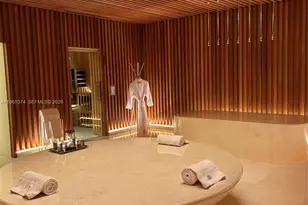 8701 Collins Ave, Miami Beach, FL 33154 - Photo 19