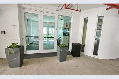 2020 Prairie Ave #502, Miami Beach, FL 33139 - Photo 3