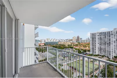 2801 NE 183rd St #1612W, Aventura, FL 33160 - Photo 47