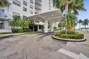 2801 NE 183rd St, Aventura, FL 33160 - Photo 51