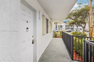 3220 Holiday Springs Blvd, Margate, FL 33063 - Photo 5