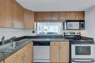 3180 S Ocean Dr, Hallandale Beach, FL 33009 - Photo 11