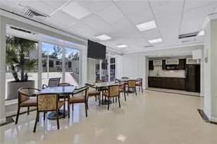 3180 S Ocean Dr, Hallandale Beach, FL 33009 - Photo 23