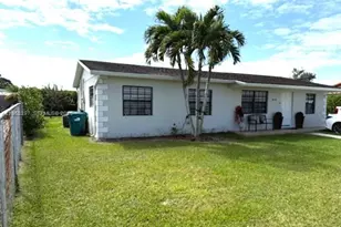 10752 SW 141st Ln, Miami, FL 33176 - Photo 1