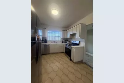 9201 Sunrise Lakes Blvd #302, Sunrise, FL 33322 - Photo 7