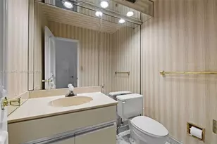 4925 Collins Ave, Miami Beach, FL 33140 - Photo 11