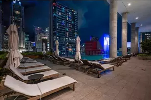 398 NE 5th St, Miami, FL 33132 - Photo 45