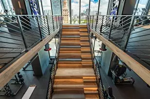 398 NE 5th St, Miami, FL 33132 - Photo 39