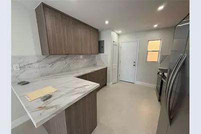 1900 W 54th St #219, Hialeah, FL 33012 - Photo 13