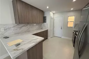 1900 W 54th St, Hialeah, FL 33012 - Photo 13