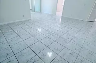 8000 Lagos De Campo Blvd, Tamarac, FL 33321 - Photo 9