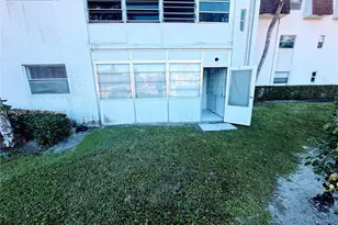 8000 Lagos De Campo Blvd, Tamarac, FL 33321 - Photo 27